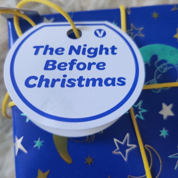 LUSH the night before Christmas gift box with 2 bath bombs - Picture 2 of 5